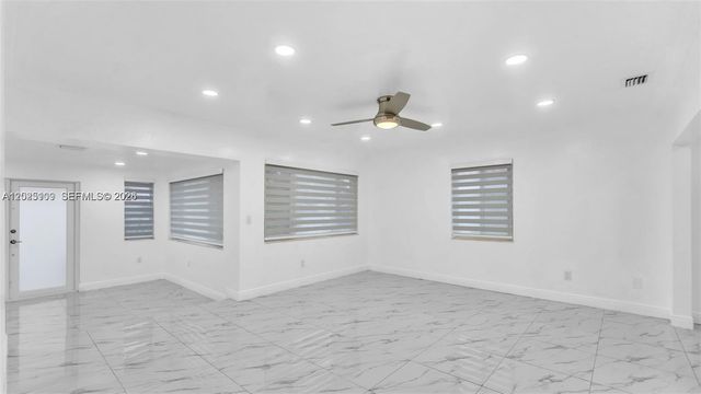 3375 SW 1st St, Miami, FL 33135