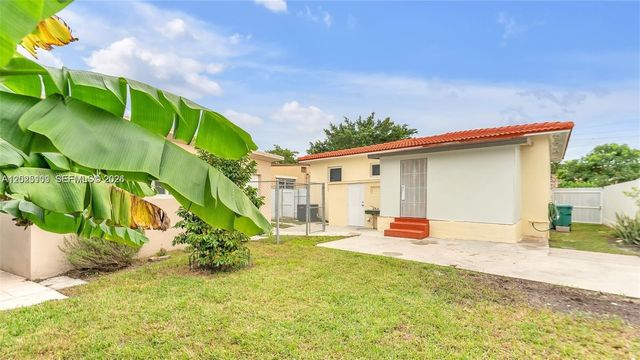 3375 SW 1st St, Miami, FL 33135