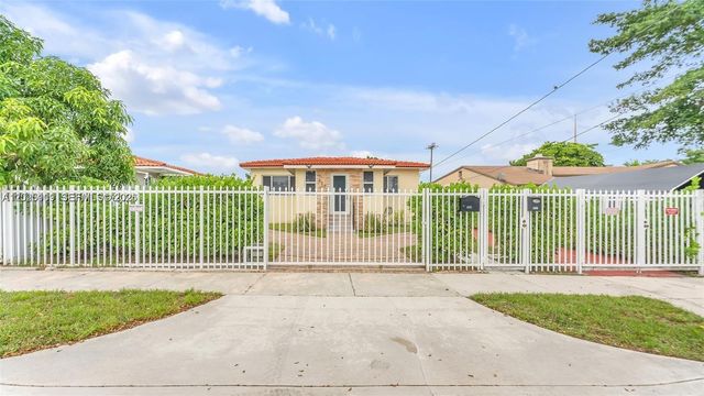 3375 SW 1st St, Miami, FL 33135