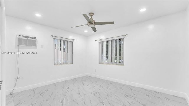 3375 SW 1st St, Miami, FL 33135