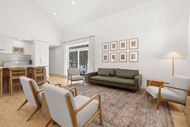 6848 E Lake Bluffs Drive, Traverse City, MI 49684