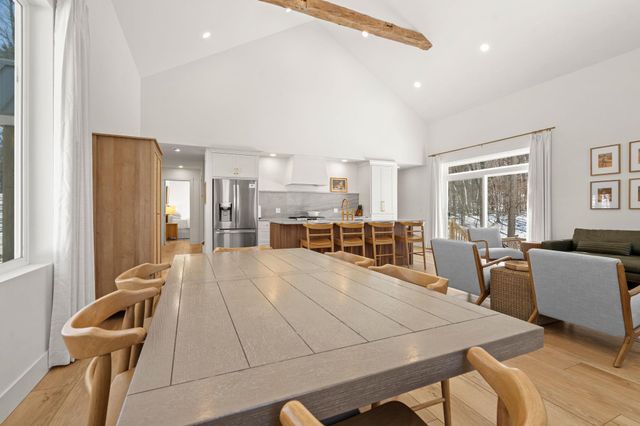 6848 E Lake Bluffs Drive, Traverse City, MI 49684