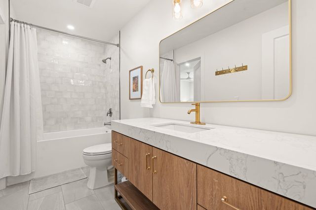 6848 E Lake Bluffs Drive, Traverse City, MI 49684