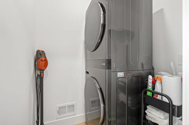 6848 E Lake Bluffs Drive, Traverse City, MI 49684