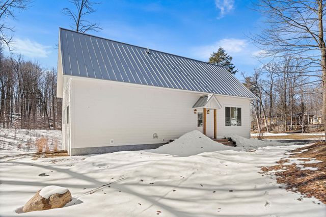 6848 E Lake Bluffs Drive, Traverse City, MI 49684