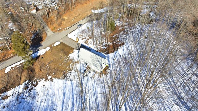 6848 E Lake Bluffs Drive, Traverse City, MI 49684