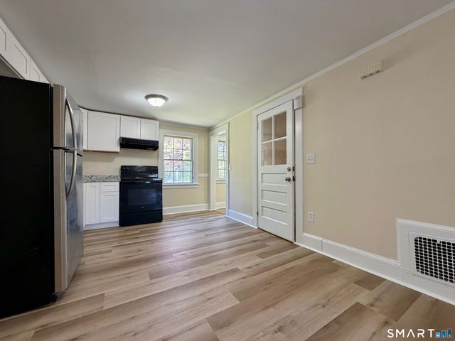 117 West Street, Manchester, CT 06040