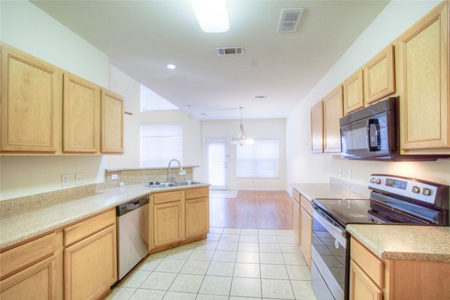 1064 Colonial Drive, Coppell, TX 75019