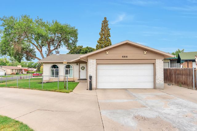 6816 S NORMANDY CIR, Midvale, UT 84047