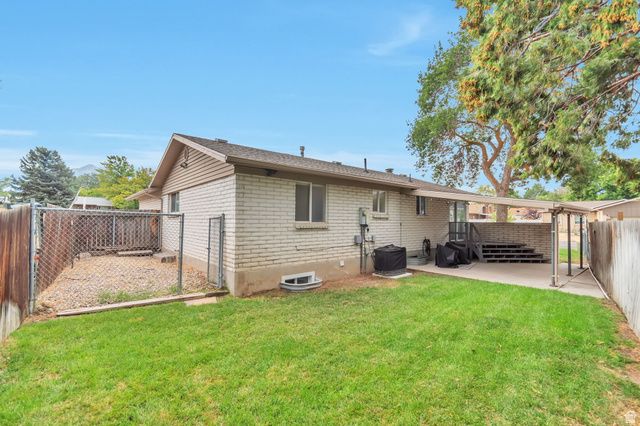 6816 S NORMANDY CIR, Midvale, UT 84047