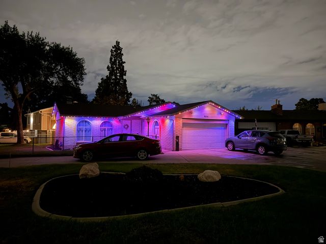6816 S NORMANDY CIR, Midvale, UT 84047