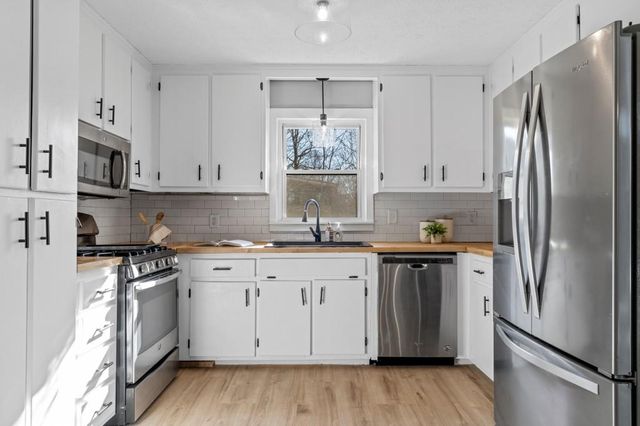 319 Scarlett Lane, Woodstock, GA 30188