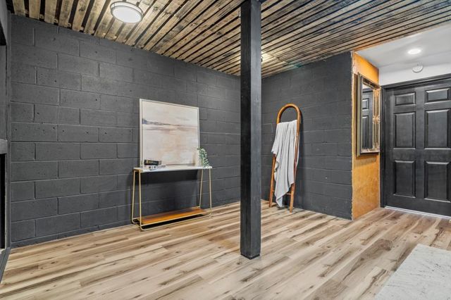 319 Scarlett Lane, Woodstock, GA 30188