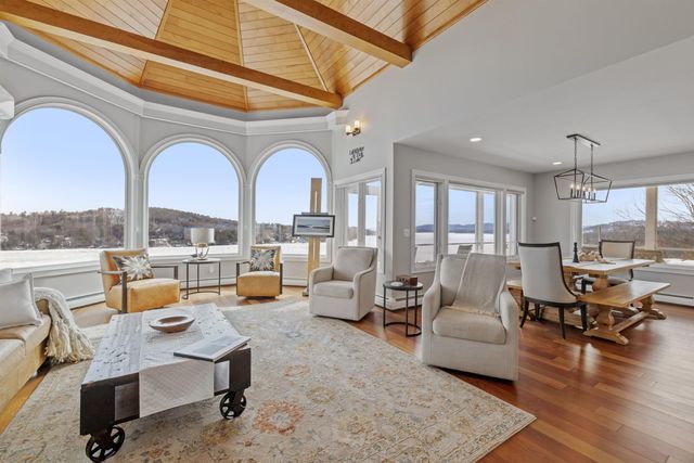 29 South Watch Road, Meredith, NH 03253