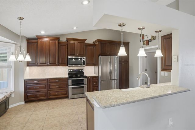 204 GREENWICH STREET, Davenport, FL 33896