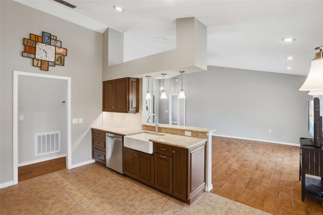 204 GREENWICH STREET, Davenport, FL 33896