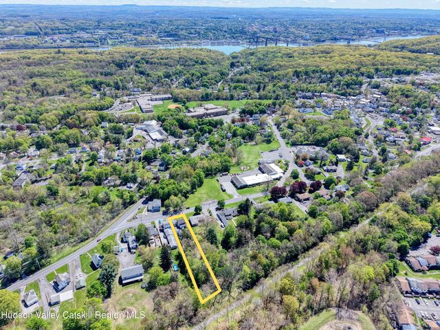 52 Phillips Avenue, Highland, NY 12528