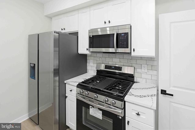 5824 N MARSHALL ST, Philadelphia, PA 19120