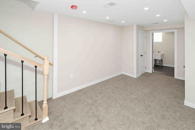 5824 N MARSHALL ST, Philadelphia, PA 19120