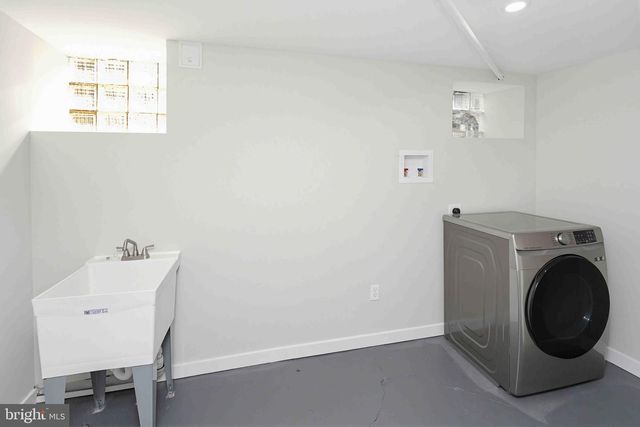 5824 N MARSHALL ST, Philadelphia, PA 19120