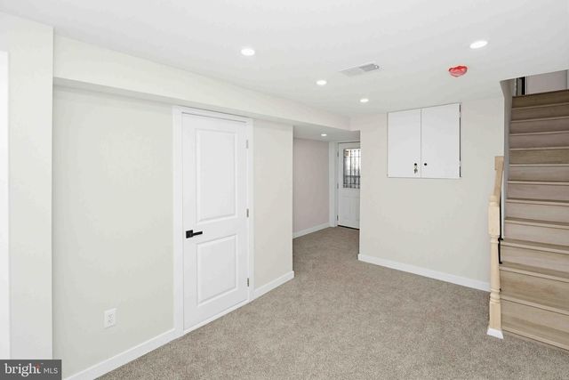 5824 N MARSHALL ST, Philadelphia, PA 19120