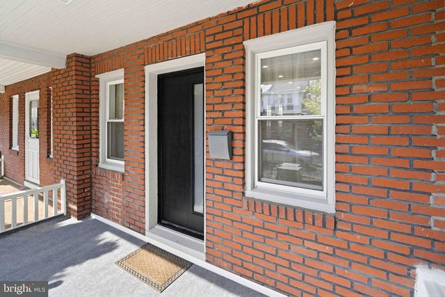 5824 N MARSHALL ST, Philadelphia, PA 19120