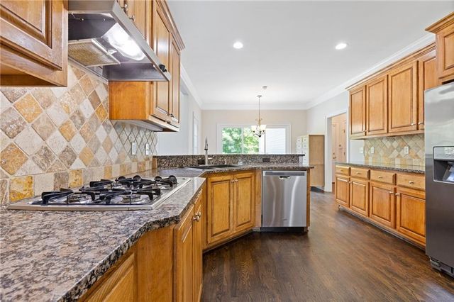 2169 NE Indian Shoals Drive, Loganville, GA 30052