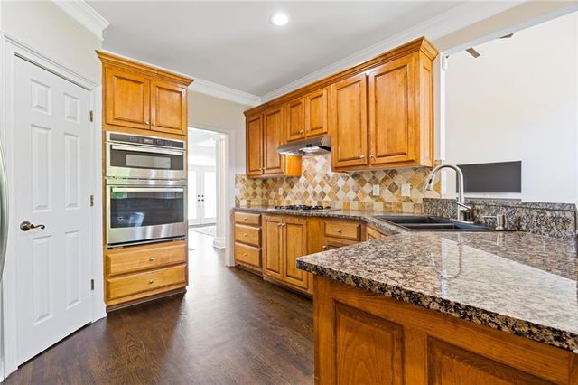 2169 NE Indian Shoals Drive, Loganville, GA 30052