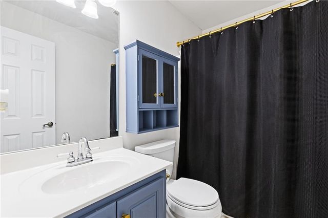 2169 NE Indian Shoals Drive, Loganville, GA 30052