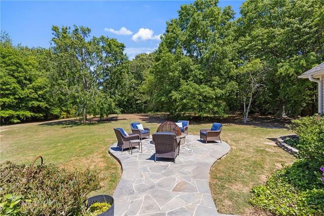 2169 NE Indian Shoals Drive, Loganville, GA 30052