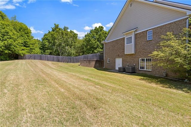 2169 NE Indian Shoals Drive, Loganville, GA 30052