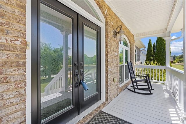 2169 NE Indian Shoals Drive, Loganville, GA 30052