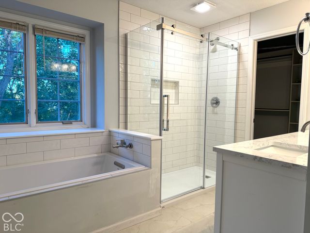 2119 Corsican Circle, Westfield, IN 46074