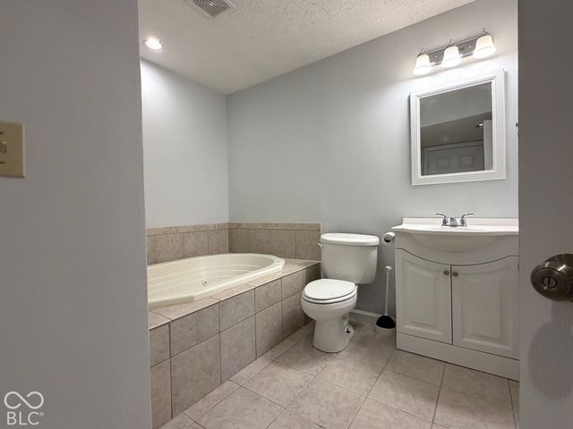 2119 Corsican Circle, Westfield, IN 46074