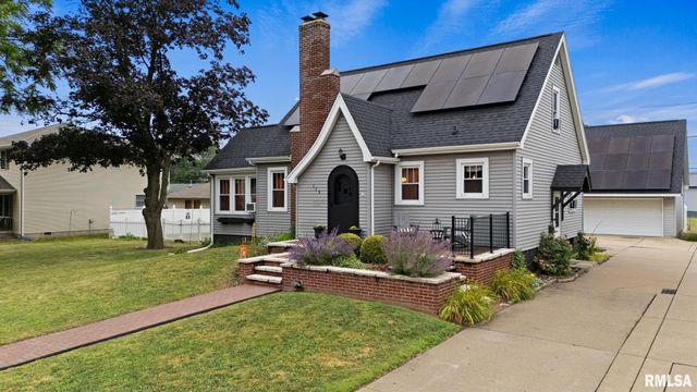 119 N MAPLE Avenue, Morton, IL 61550