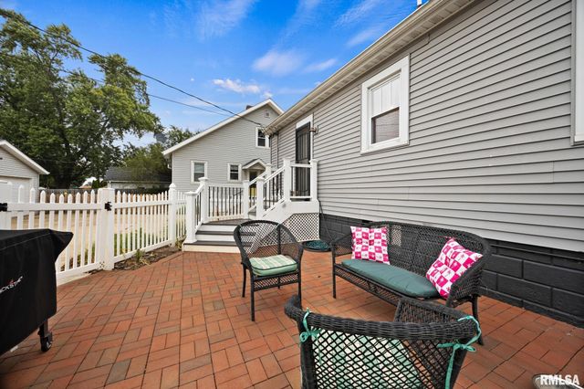119 N MAPLE Avenue, Morton, IL 61550