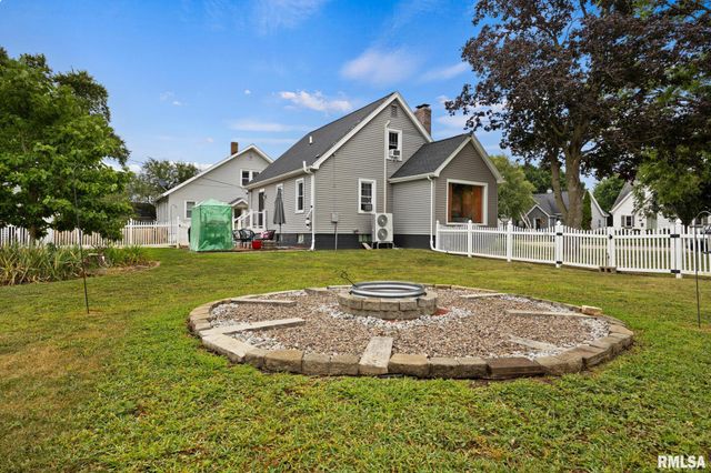 119 N MAPLE Avenue, Morton, IL 61550