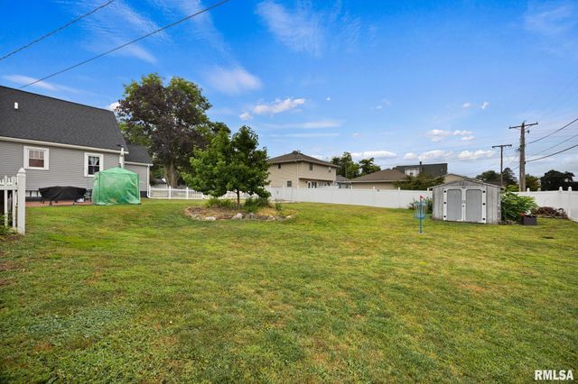 119 N MAPLE Avenue, Morton, IL 61550