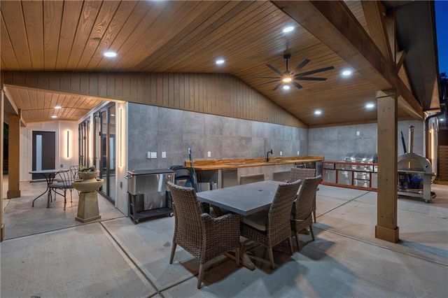 10785 Shallowford Road, Roswell, GA 30075