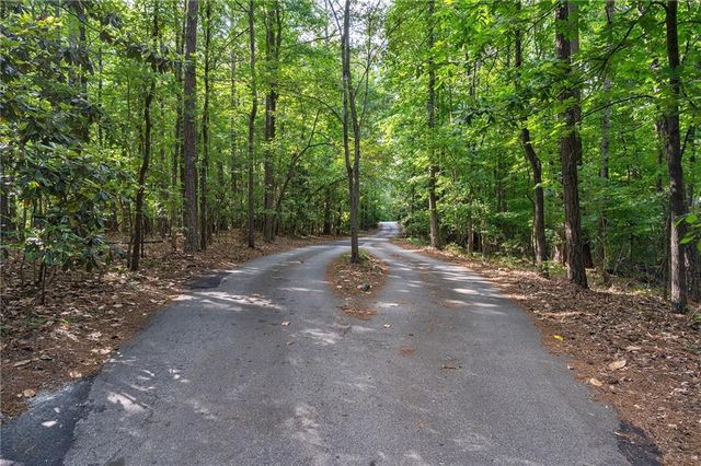 10785 Shallowford Road, Roswell, GA 30075