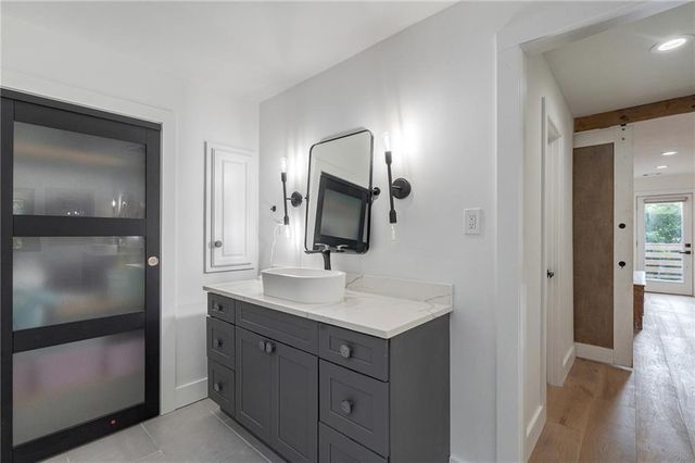 10785 Shallowford Road, Roswell, GA 30075
