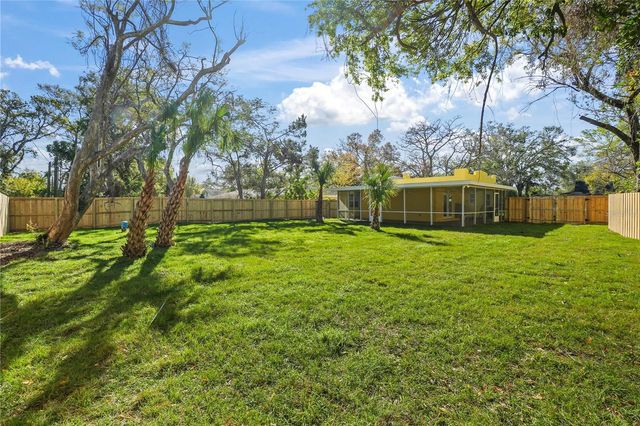 2310 13TH AVENUE W, Bradenton, FL 34205