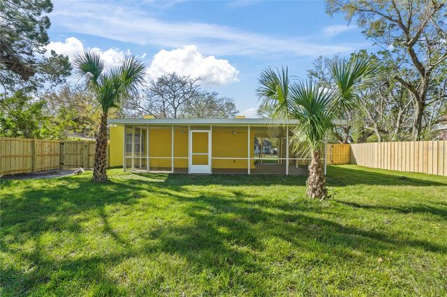 2310 13TH AVENUE W, Bradenton, FL 34205