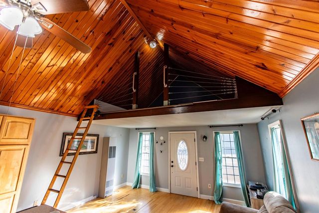 1079 State Highway 78, Mount Horeb, WI 53572