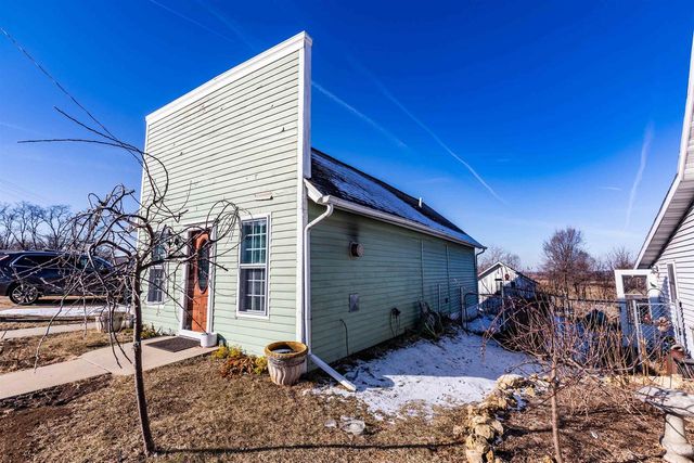 1079 State Highway 78, Mount Horeb, WI 53572
