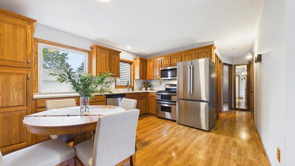 3318 Ulysses Street NE, Minneapolis, MN 55418 — photo 5