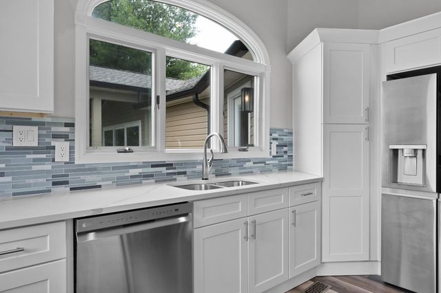 661 S Crest Road, Chattanooga, TN 37404