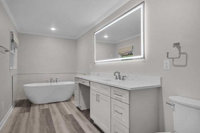 661 S Crest Road, Chattanooga, TN 37404