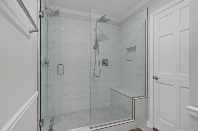 661 S Crest Road, Chattanooga, TN 37404