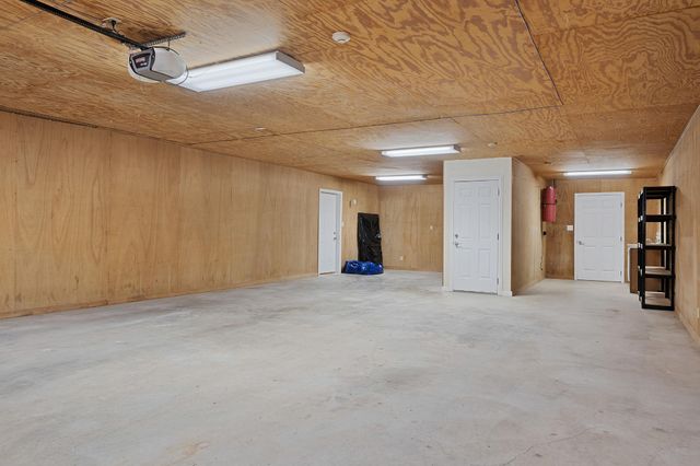 661 S Crest Road, Chattanooga, TN 37404